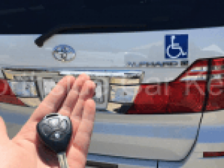 TOYOTA ALPHARD WAGON 2005 wheelchair access van with newly replaced remote key
