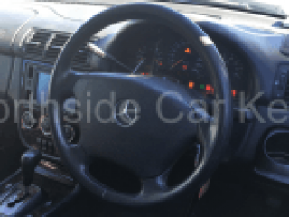 MERCEDES BENZ ML320 2002 dashboard with key