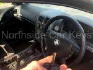 HOLDEN COMMODORE UTILITY 2007 dasboard with replacement key