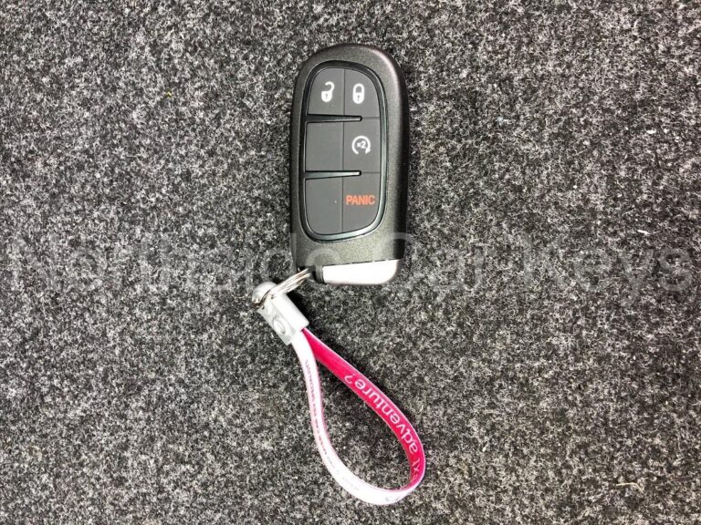 Replacement smart key cut and programmed to DODGE RAM 2500 DUAL CAB 2013