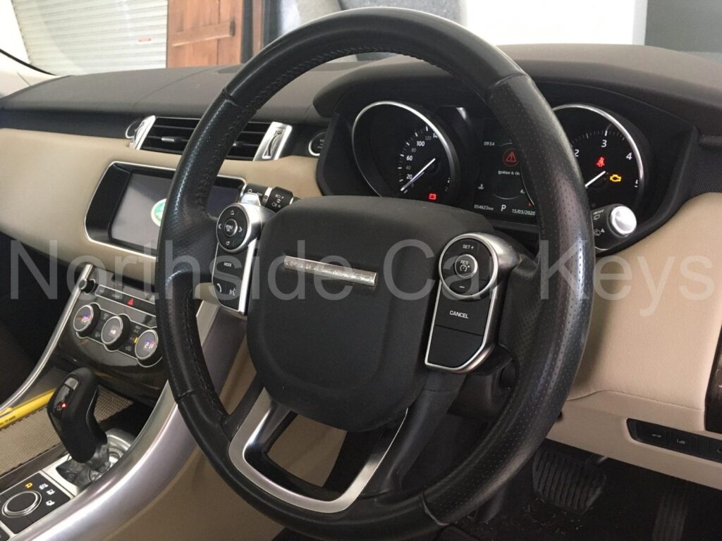 Land Rover Range Rover dash with push button start