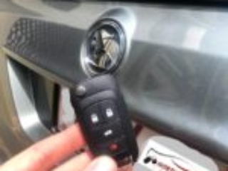 HOLDEN MALOO UTILITY 2013 replacement remote key