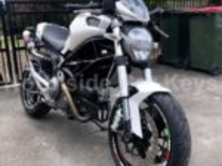 2010 DUCATI 696 MONSTER MOTORCYCLE Needs secondary key