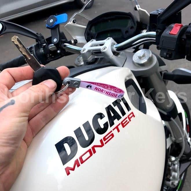 2010 DUCATI 696 MONSTER MOTORCYCLE Needs secondary key