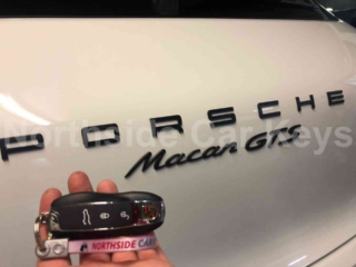 2016 PORSCHE MACAN WAGON