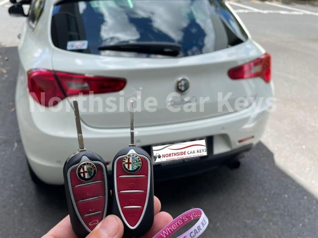 2014 ALFA ROMEO GIULIETTA replacement key rear view